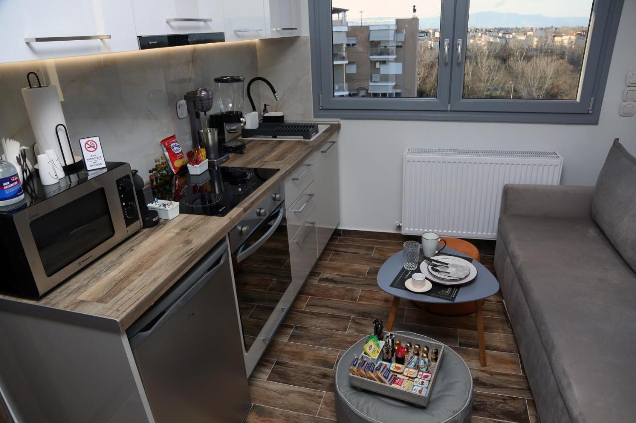 La Larissa Luxury Apartments Dafne Exteriör bild
