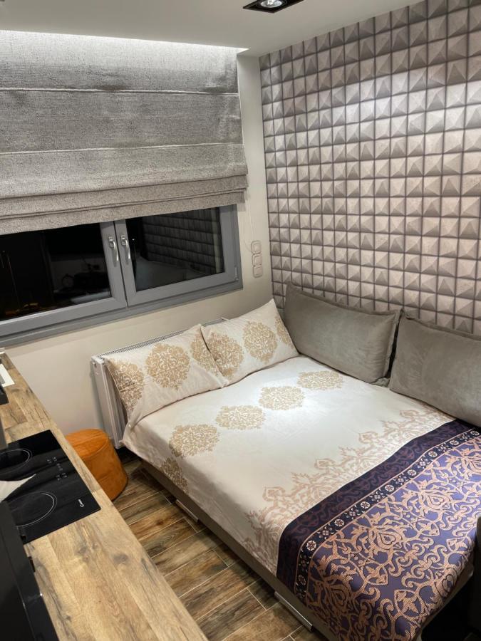 La Larissa Luxury Apartments Dafne Exteriör bild